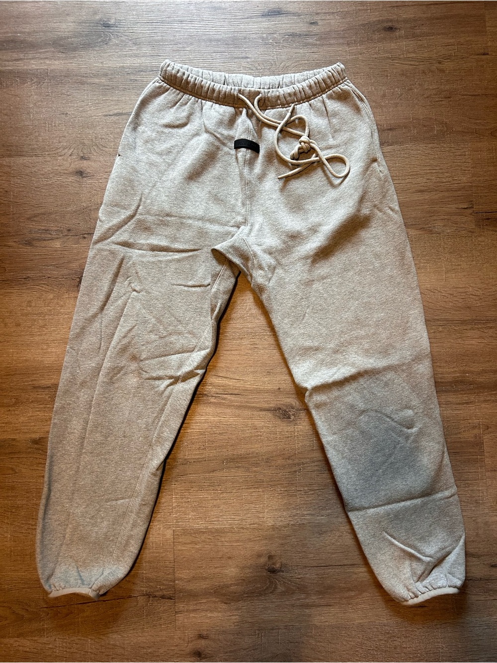Fear of God Essentials Sweatpants Joggers Men's Size S Heather Gray Logo